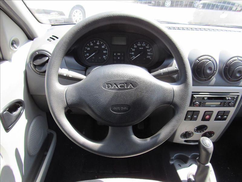 Dacia Logan 1,4 MPi 55kW MCV - fotka 12 z 23