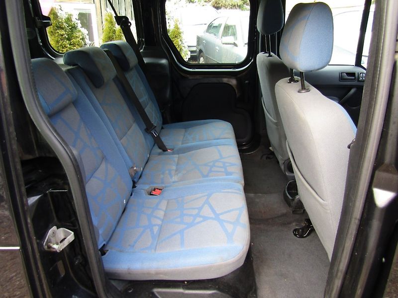 Ford Tourneo Connect (2010) 1.8 TDCi 81kW BEZ DPF - fotka 26 z 34