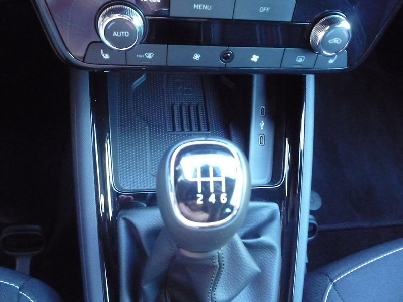Škoda Scala (2025) 1,0TSi 85kW MONTE CARLO - fotka 12 z 26