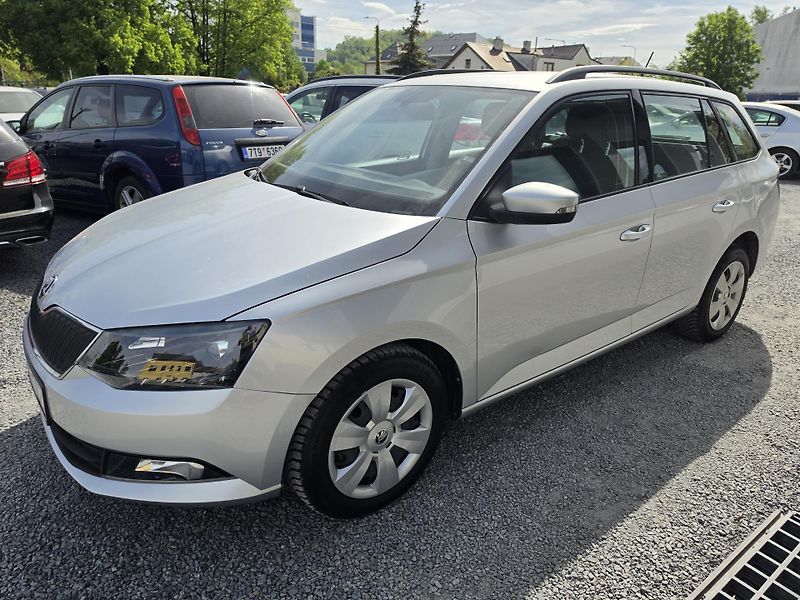 Škoda Fabia 1.2 TSI 81KW Park Senzor Led - fotka 2 z 12