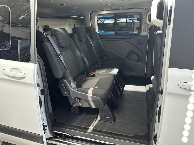 Ford Tourneo Custom Trend 320 L2 2.0 EB 130k  - fotka 12 z 28