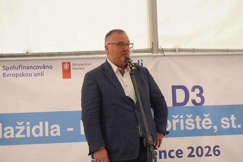 Otevření nového úseku dálnice D3 od Nažidel k Dolnímu Dvořišti.