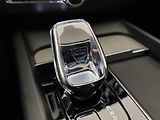 Volvo XC60 B5 AWD PLUS DARK AUT 1.maj. - náhled 17