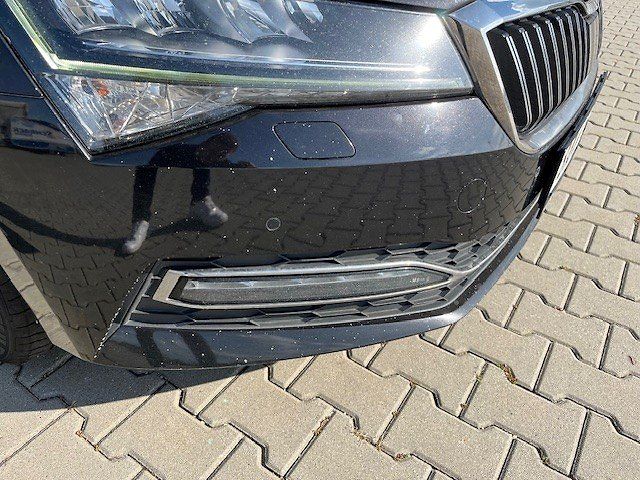 Škoda Superb Ambition Combi - fotka 6 z 15