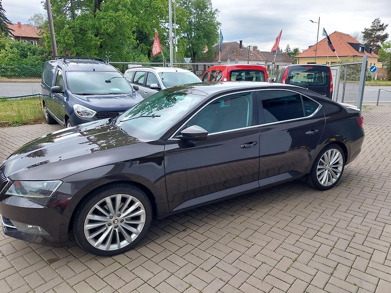 Škoda Superb (2016) III. 2.0TDi Style - fotka 5 z 37