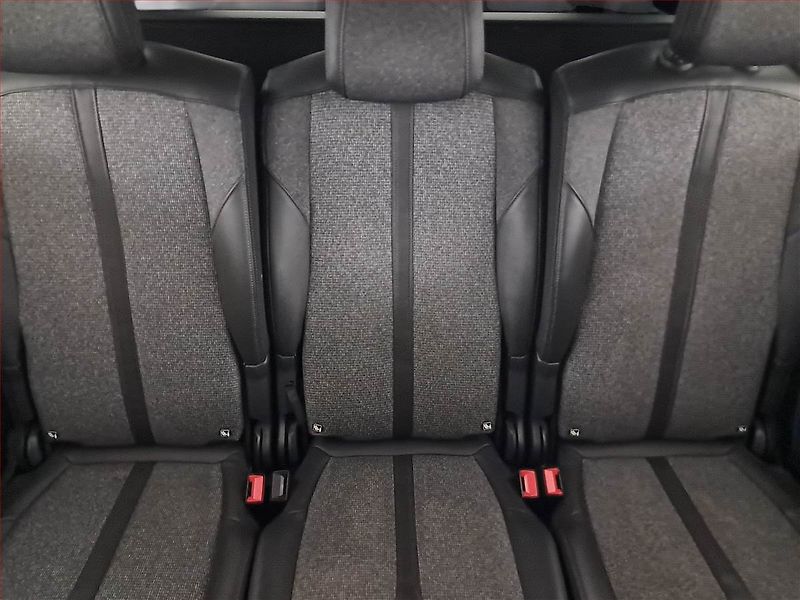 Peugeot 5008 (2019) Access PureTech 130, 7 míst - fotka 10 z 18