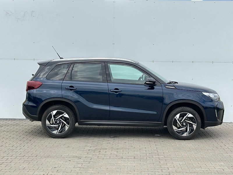 Suzuki Vitara 1,4 BoosterJet Elegance AllGri - fotka 8 z 28