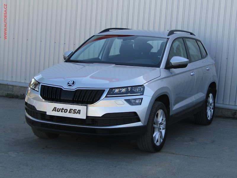 Škoda Karoq (2017) 1.5 TSi, ČR, Ambition, DSG - fotka 3 z 21