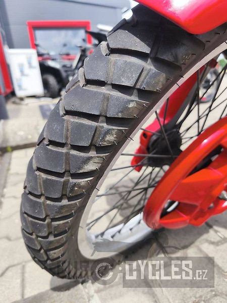 Suzuki DR Big 750 S (1997) - fotka 12 z 15