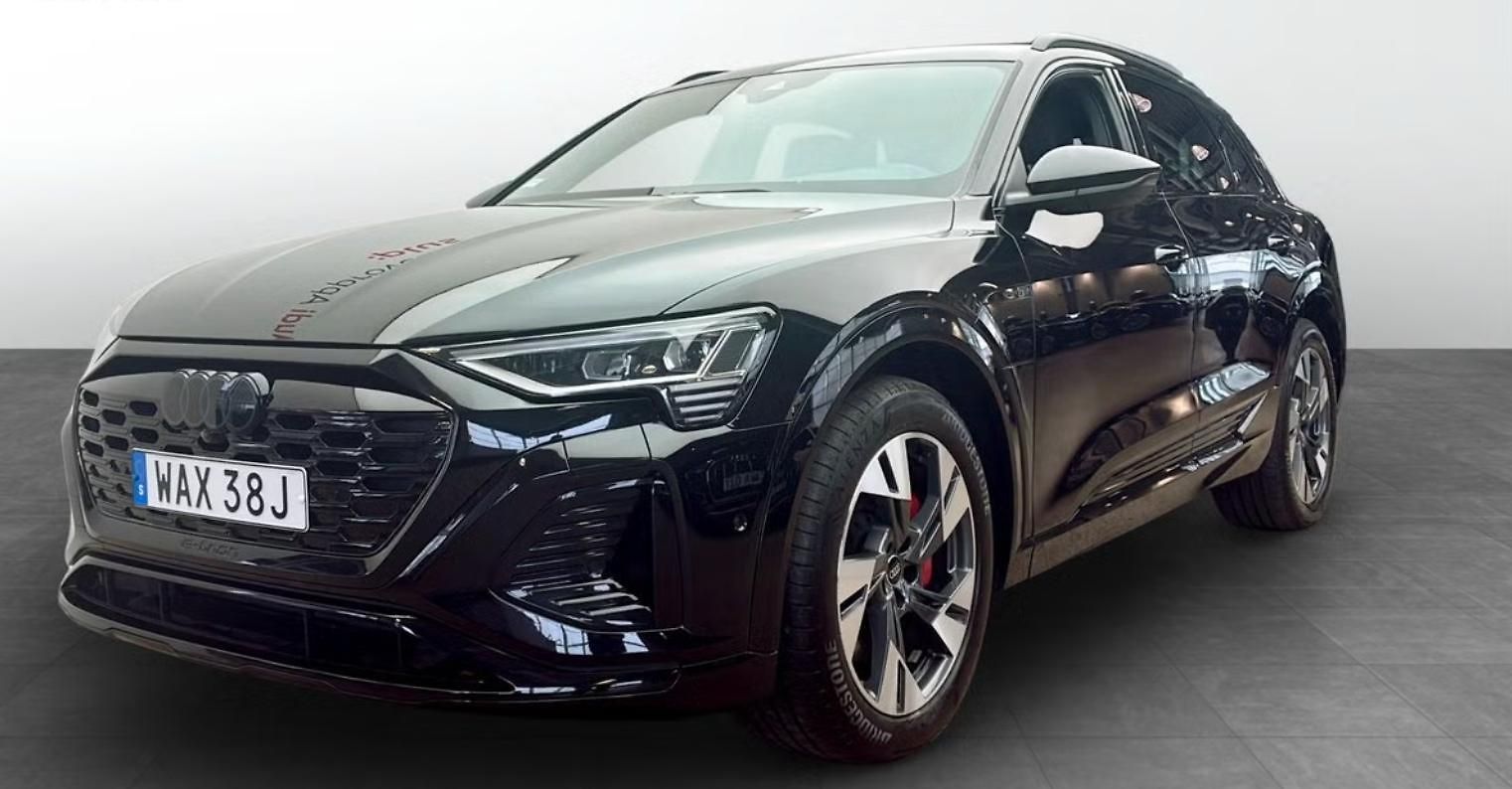 Audi Q8 e-tron 55 Q S-Line Kamera Tažné LED
