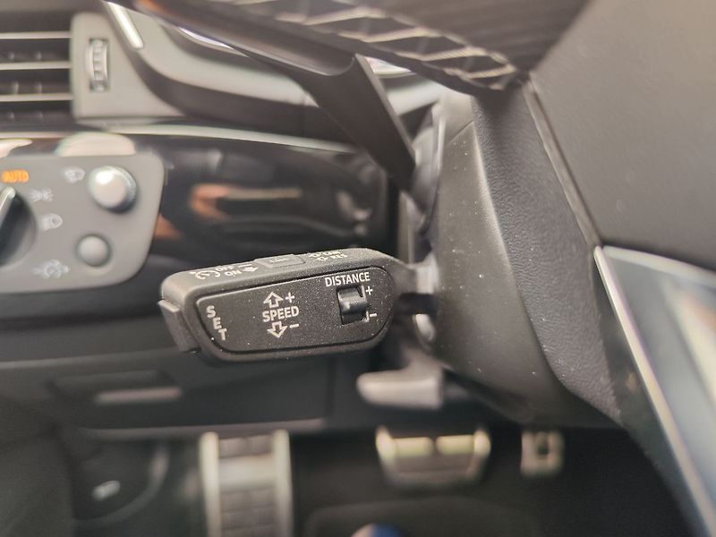 Audi RS 4 2.9 TFSI/331kW RS Dynamic pake - fotka 36 z 41