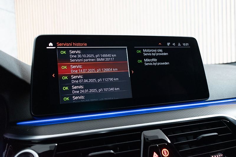BMW Řada 5 520d xD ///M*ZÁRUKA*TAŽNÉ*ČR* - fotka 28 z 42