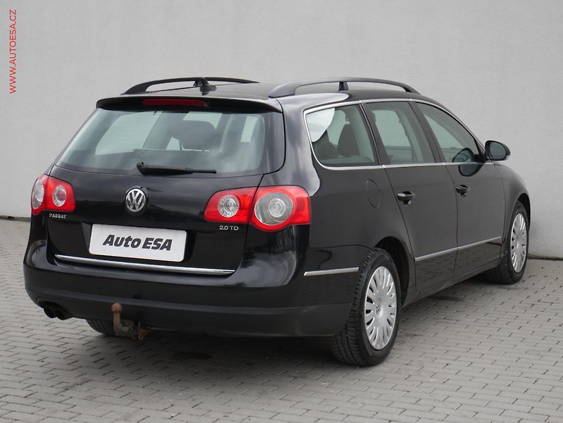 Volkswagen Passat (2010) 2.0TDi, Bixen, navi, STK3/28 - fotka 4 z 16