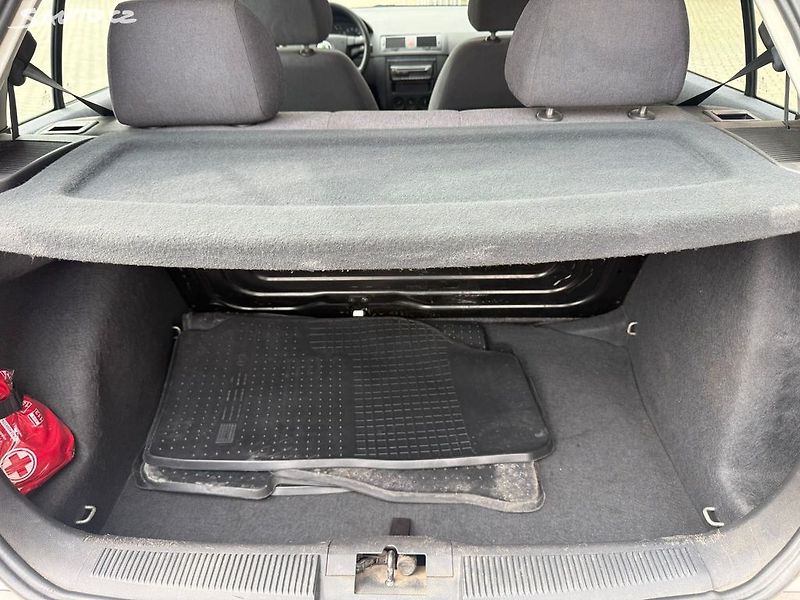 Škoda Fabia 1.4i 44kw, Bez koroze NOVÁ STK - fotka 10 z 10