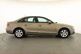 Audi A4 (2010) 2.0 TDI, Serv.kniha, Xenony - náhled 6