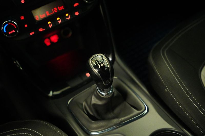 Kia Ceed - fotka 23 z 26