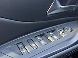 Peugeot 408 (2024) ALLURE PureTech 130k EAT8 - náhled 23