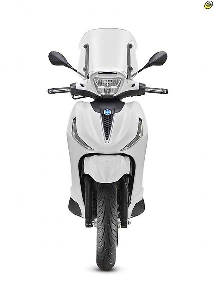 Piaggio Beverly 400 (2026) E5+ - fotka 11 z 13