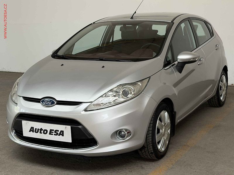 Ford Fiesta (2009) 1.25 i, 2.maj,ČR, STK7/28 - fotka 3 z 16