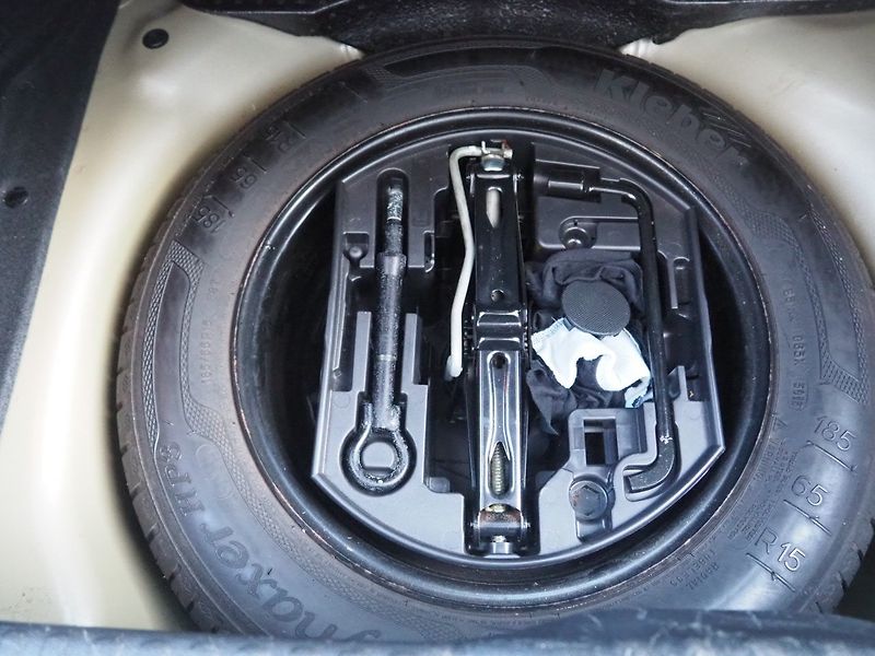 Citroën C3 (2017) 1.2 PureTech, Tažné - fotka 14 z 34