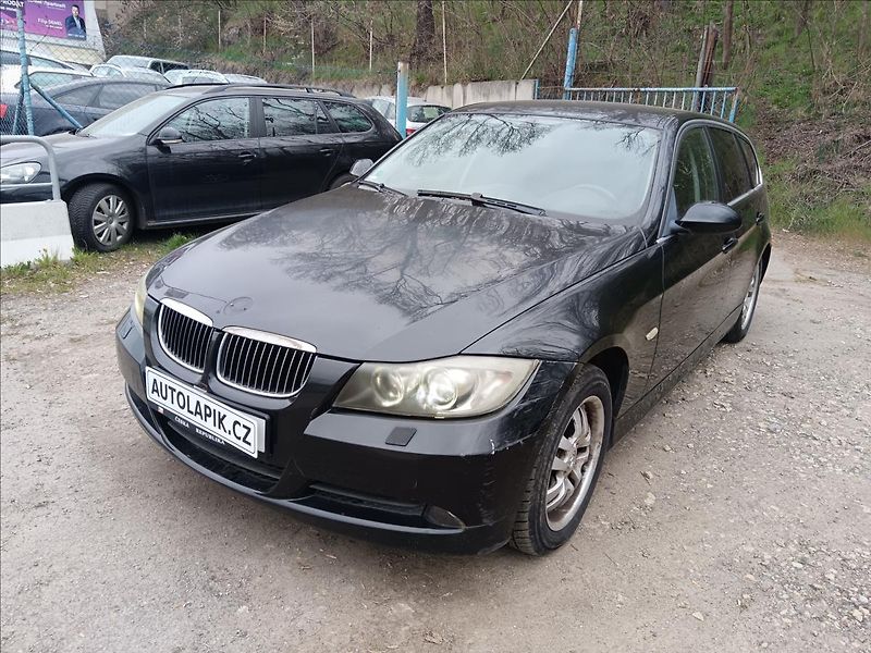 BMW Řada 3 2,5 i - fotka 3 z 19