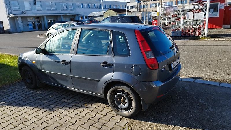 Ford Fiesta 1.3i,VOLAT- 608 081 843 - fotka 5 z 14