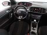 Peugeot 308 (2019) GT Line 1.2 PureTech - náhled 7