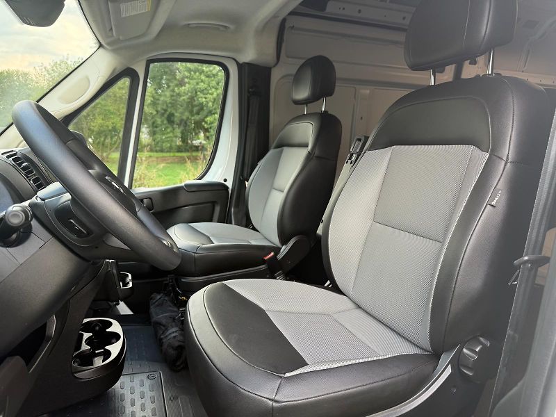 Dodge RAM (2025) PROMASTER 3500 3.6L VVT - fotka 12 z 14