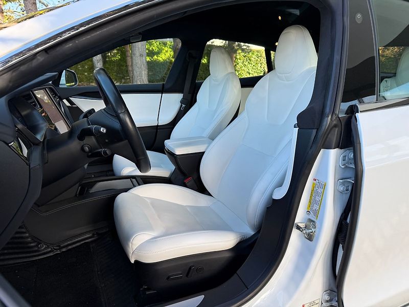 Tesla Model S Long Range Plus AWD EAP - fotka 11 z 37