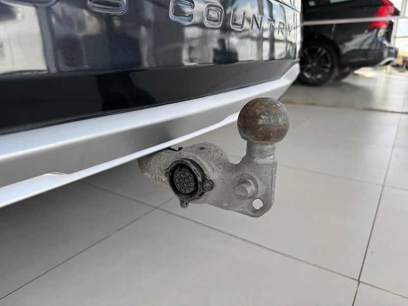 Volvo V90 CC*D5 173kW*AWD*KeyLess*Tažné - fotka 32 z 34