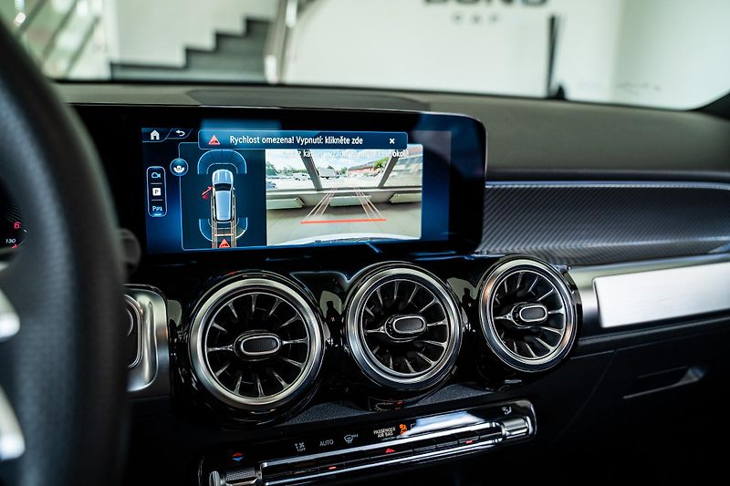 Mercedes-Benz GLB (2025) 200 d 4M/AMG/ESP/MULTIBEAM/TOP - fotka 17 z 19