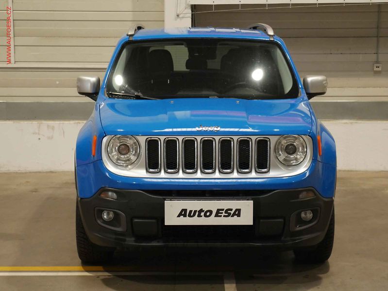 Jeep Renegade (2015) 2.0 JTD 4x4, ČR, servis - fotka 2 z 22