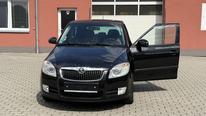 Škoda Fabia (2009) 1.6 16V*77kW*SPORT*136TKM*1MAJ - fotka 25 z 29