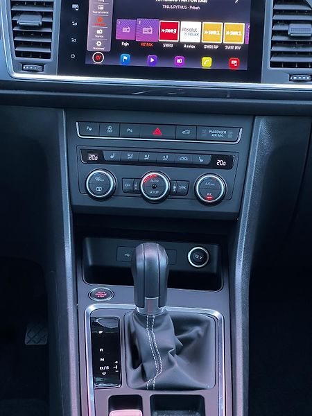 Seat Ateca 2.0TDI DSG 110kW Style TZ DPH - fotka 12 z 27