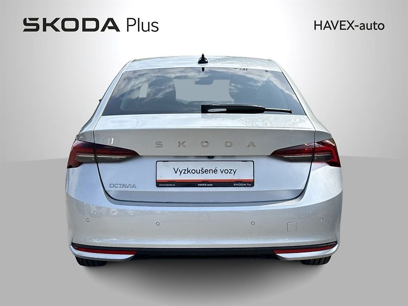 Škoda Octavia (2025) 1.5 TSI e-TEC DSG Top Selectio - fotka 33 z 33