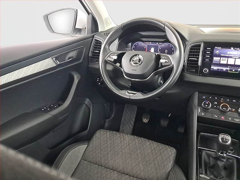 Škoda Karoq (2022) Style 1.0 TSI - fotka 7 z 21