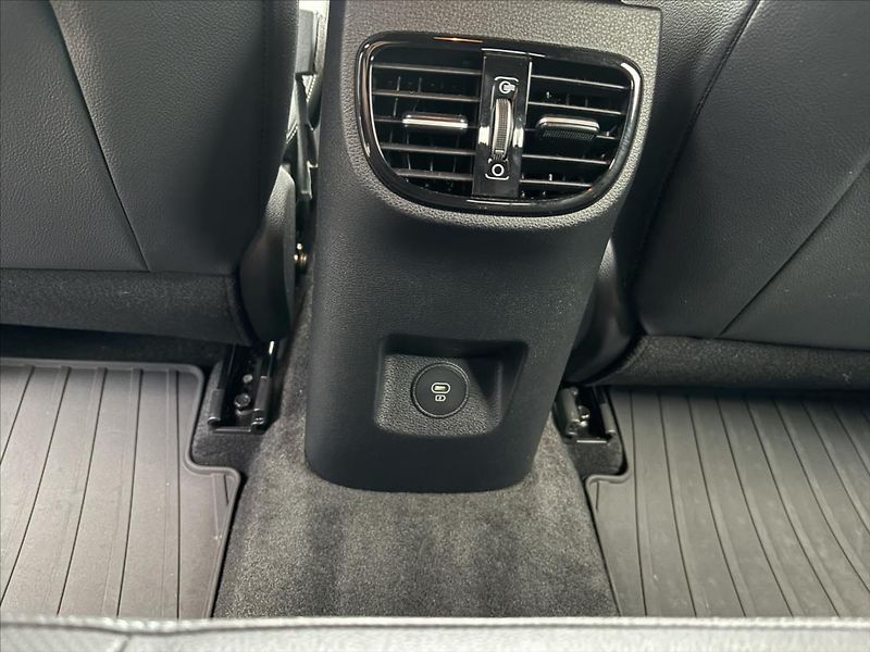 Kia XCeed 1,6   T-GDI 132kW 7DCT STEEL E - fotka 20 z 22