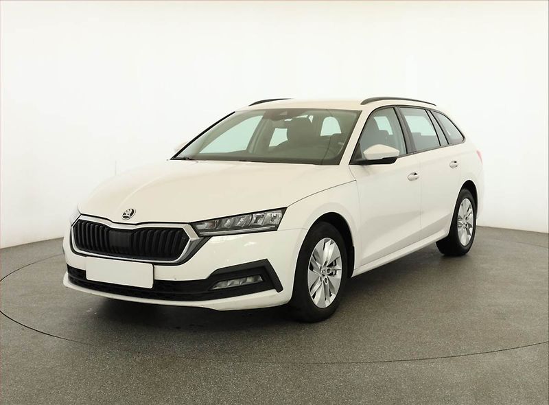 Škoda Octavia (2020) 2.0 TDI, Serv.kniha, Tempomat - fotka 2 z 18