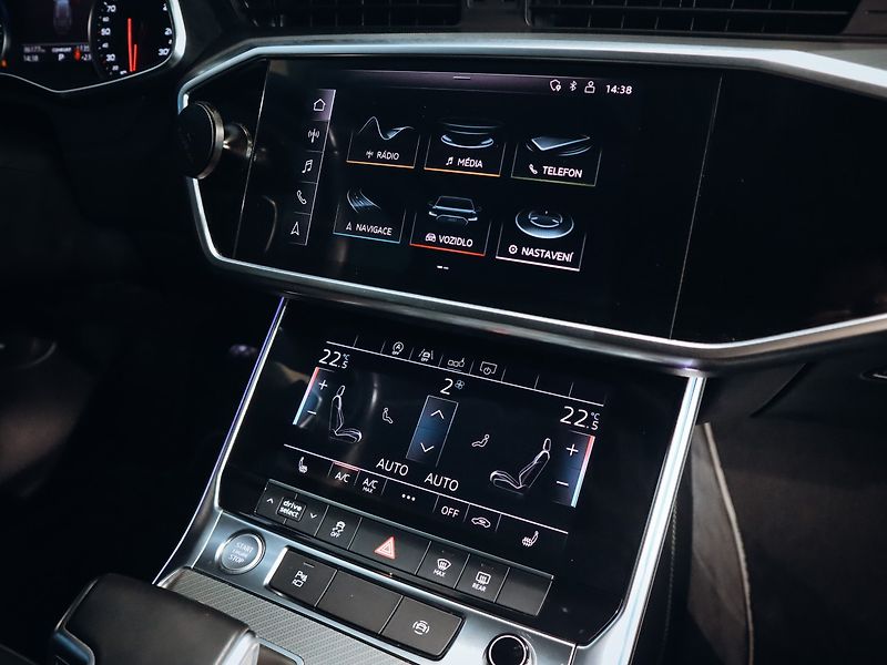 Audi A6 Avant 45TFSI 180kW - fotka 17 z 23
