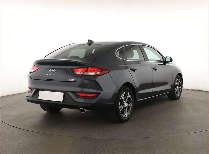Hyundai i30 (2023) SMART 1.0 T-GDI, Automat, ČR - fotka 5 z 19