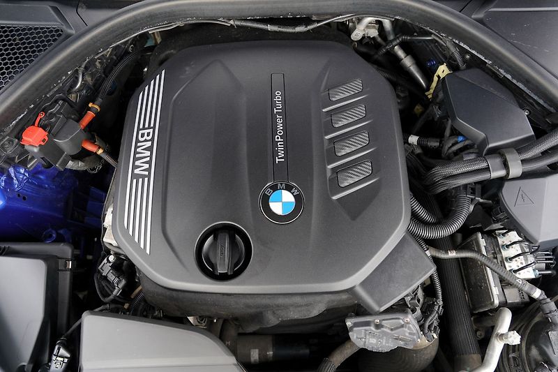 BMW Řada 3 320d xDrive Mpaket/Lasery/kůže - fotka 10 z 49