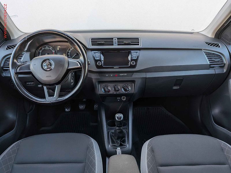 Škoda Fabia (2020) 1.0 TSI, ČR, AC, temp - fotka 8 z 15