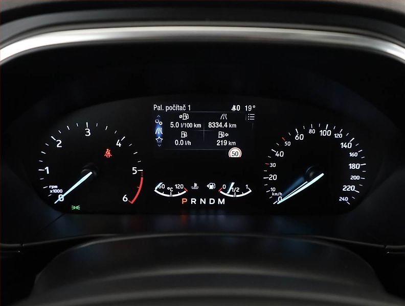 Ford Focus (2019) 1.5 TDCi, Automat, Serv.kniha - fotka 9 z 18