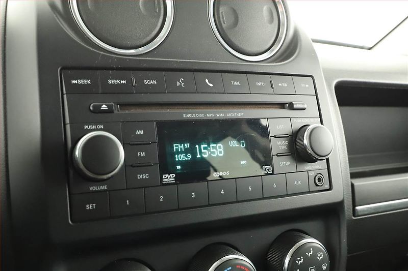 Jeep Compass (2011) 2.2 CRD, 4X4, Tempomat - fotka 9 z 14