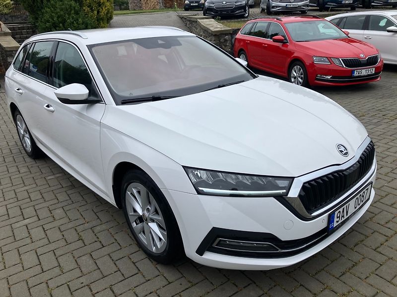 Škoda Octavia (2023) 2.0TDI STYLE NEHAVAROVANÉ - fotka 1 z 28
