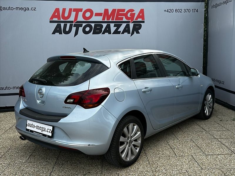 Opel Astra 1,4 103 kW TURBO automat, CZ - fotka 6 z 36