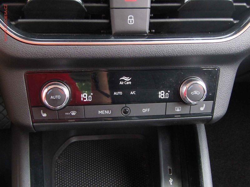 Škoda Kamiq (2022) 1.5 TSi, 1.maj,ČR, Style, DSG - fotka 15 z 20