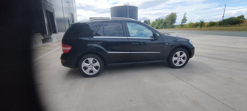 Mercedes-Benz Třídy M (2010) ML-300CDI,volat- 608 081 843 - fotka 3 z 16