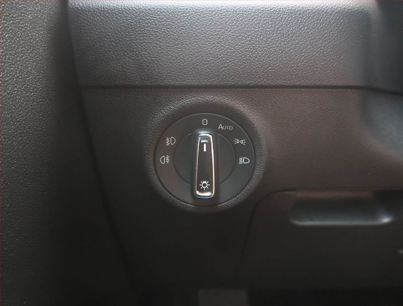 Škoda Karoq (2021) Style Plus 2.0 TDI - fotka 18 z 23