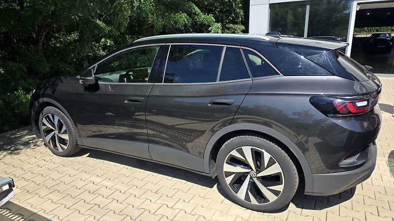 Volkswagen ID.4 (2021) PRO 150kw TAŽNÉ ZAŘÍZENÍ - fotka 3 z 10